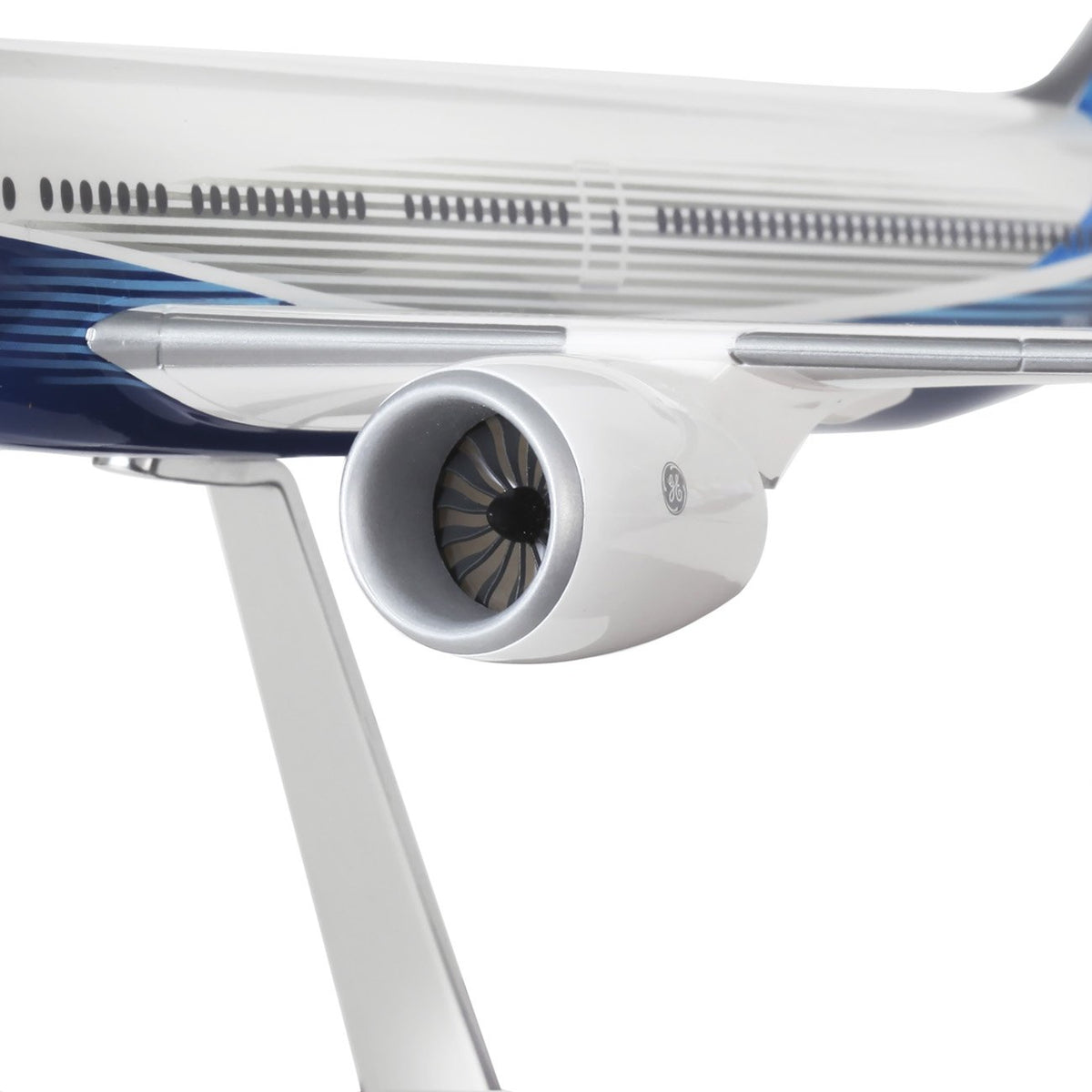 Boeing Unified 777X-9 1:200 scale model – Flight Experience Singapore