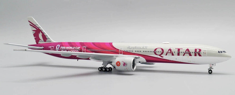 B777-300ER   QATAR AIRWAYS  'FIFA WORLD CUP 2022'  1:400