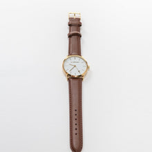 Load image into Gallery viewer, Boeing Gold Rotating Airplane Watch